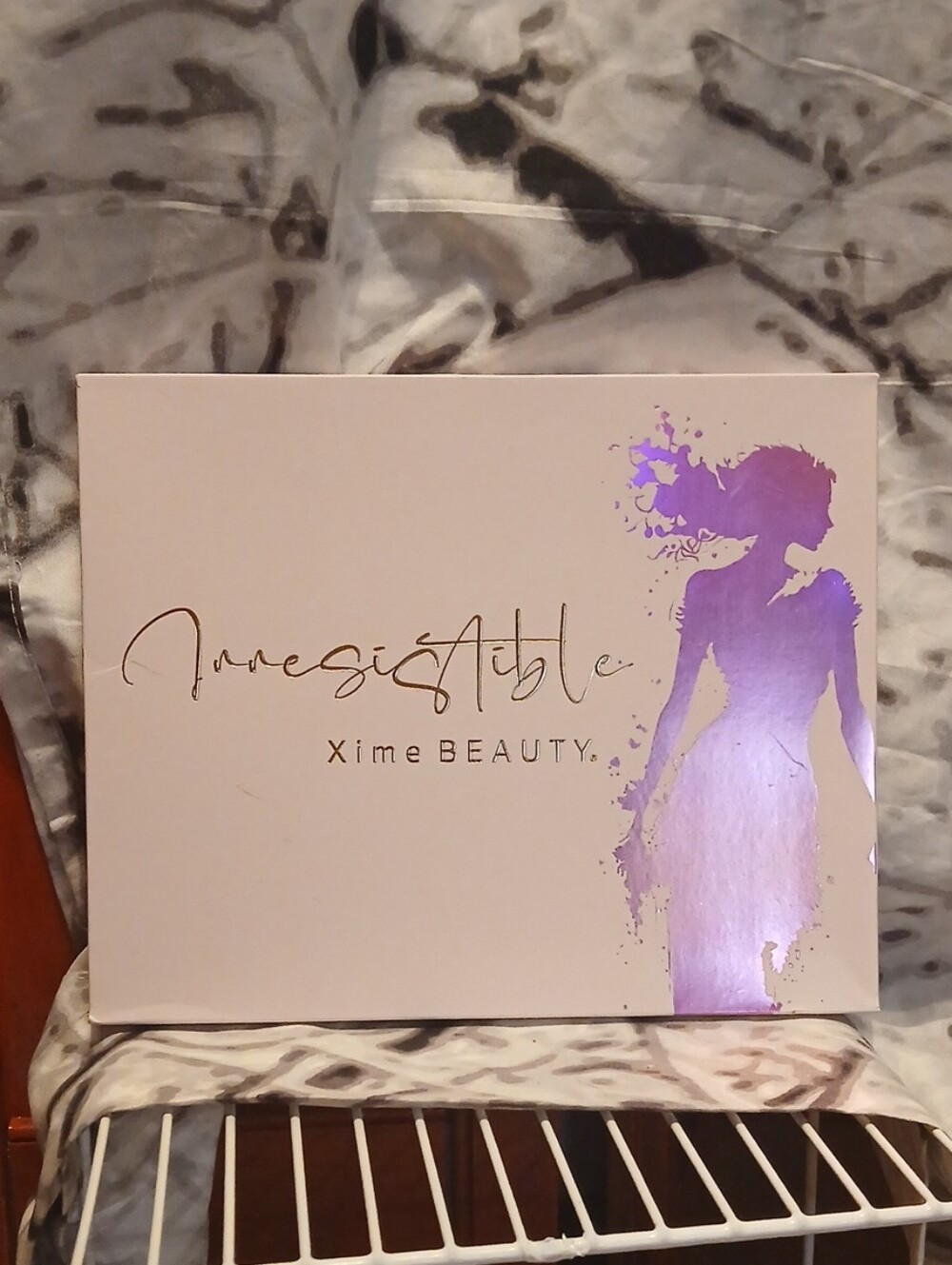 Xime Beauty Irresistible Eyeshadow Palette - Pink Shimmer